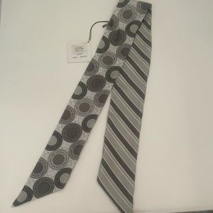 NWT Coach ponytail scarf